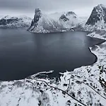 Apart-hotel Senja Living Stonglandseidet