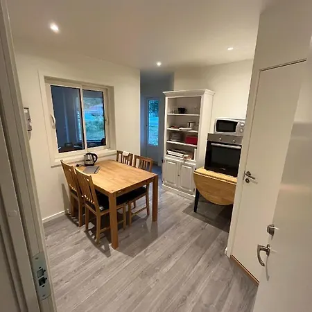 Ξενοδοχείο με διαμερίσματα Senja Living Stonglandseidet