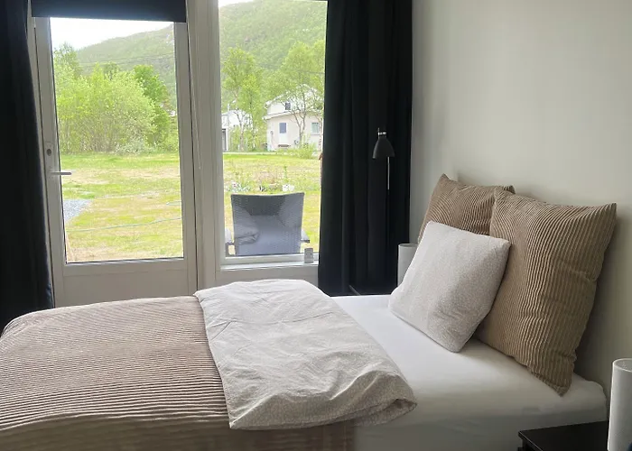 Senja Living Ξενοδοχείο με διαμερίσματα Stonglandseidet