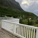 Aparthotel Senja Living Stonglandseidet