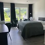 Senja Living 아파트호텔 Stonglandseidet