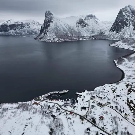 아파트호텔 Senja Living Stonglandseidet